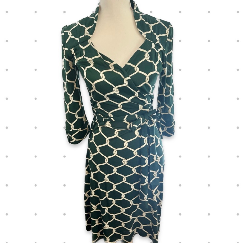 Banana Republic Wrap Dress - XS - Green & Cream